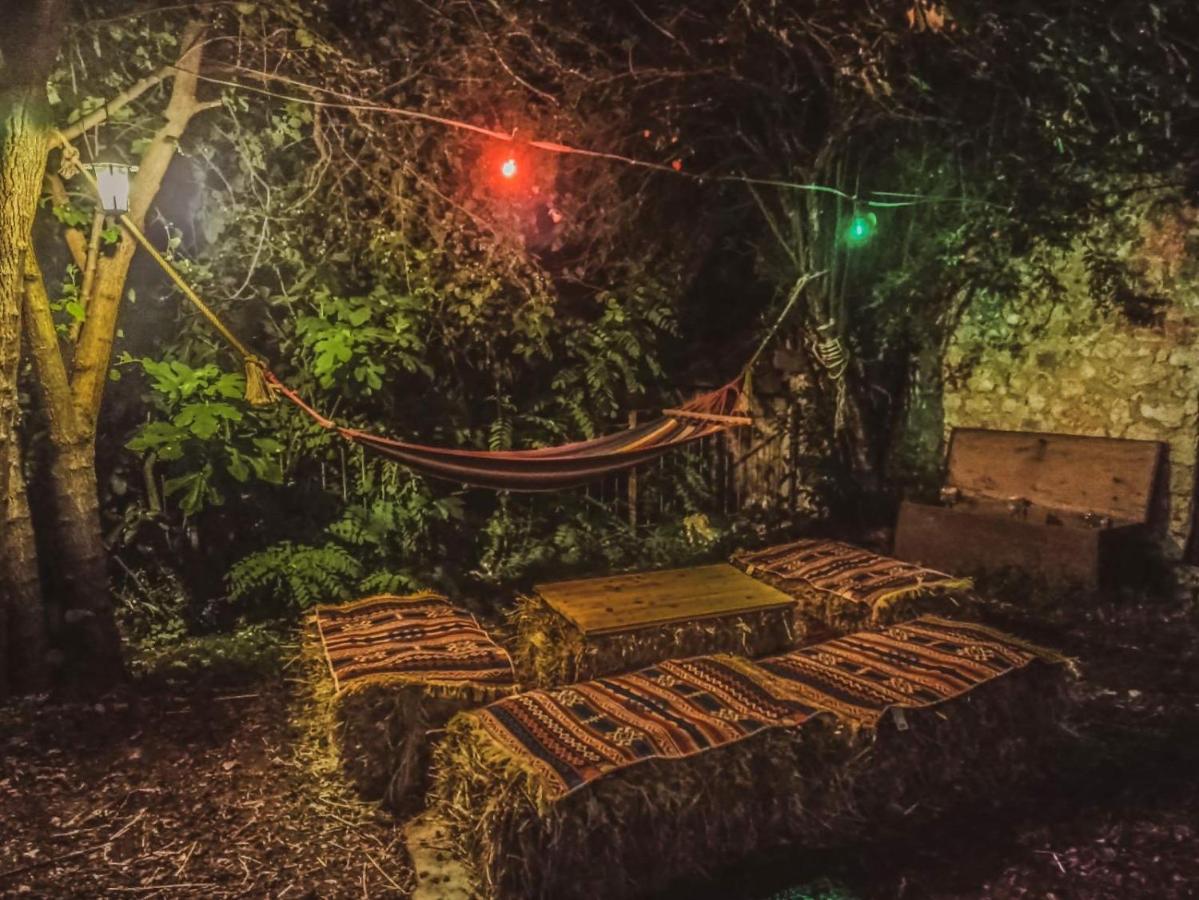Auberge de jeunesse National Monument Mehmedbasica Kuca à Stolac Extérieur photo